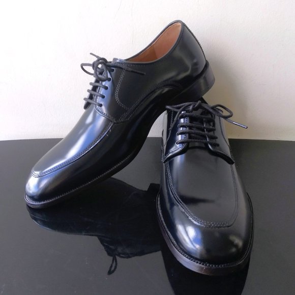 Johnston & Murphy Men\'s Bradford Moc Toe in Beautiful Black Brush-Off Leather main image 7